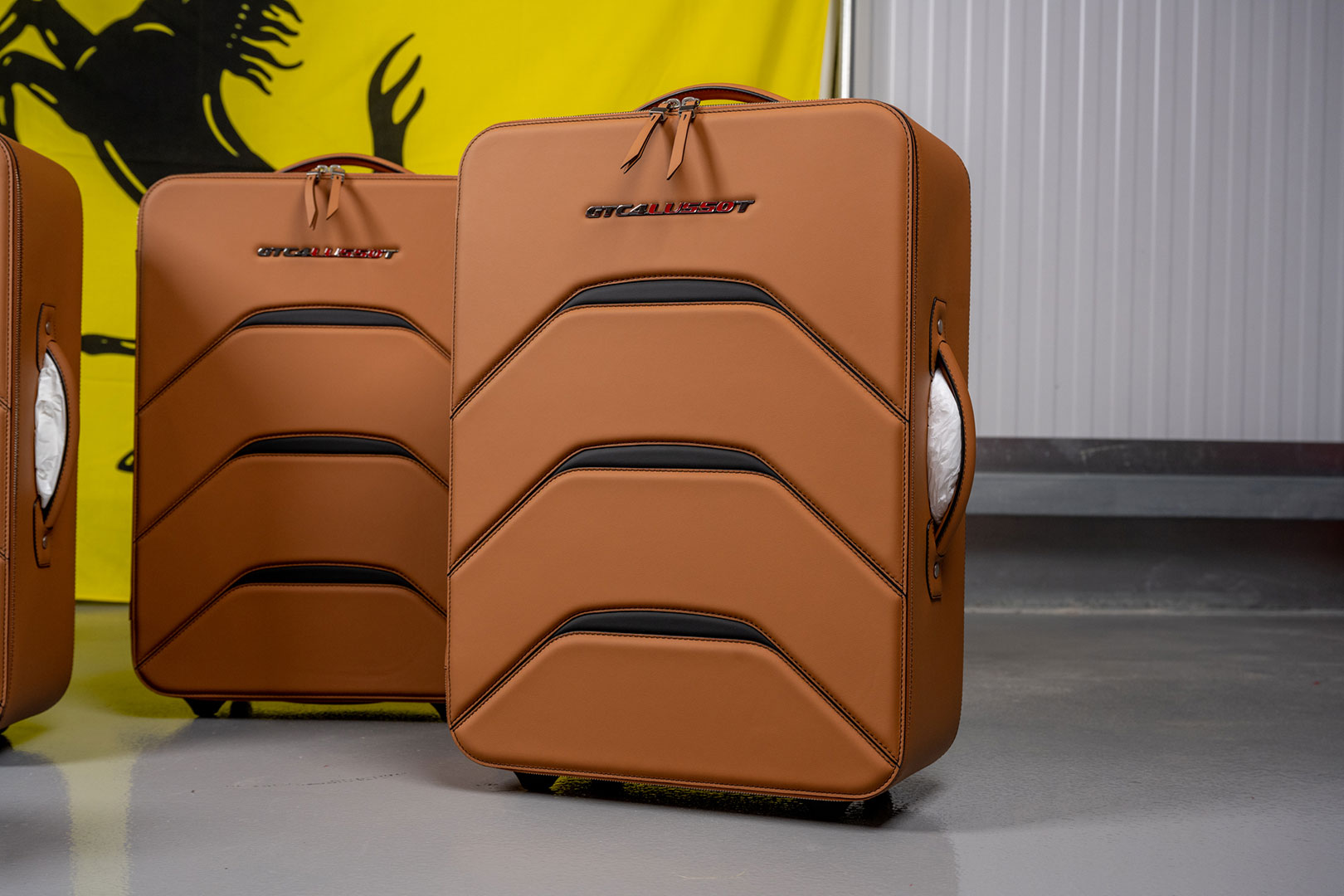 Ferrari GTC4 Lusso T Luggage Set - F40 Parts