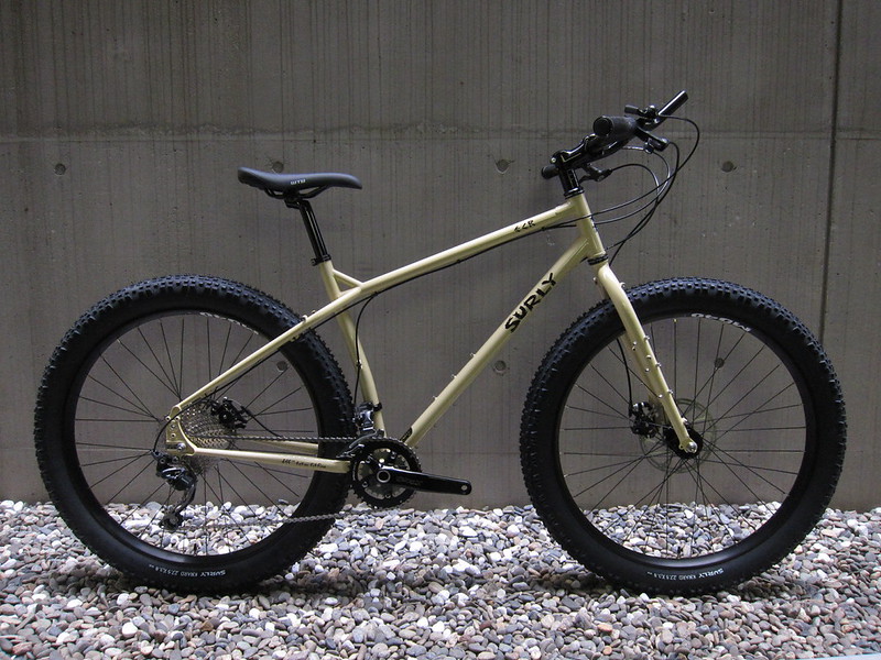 SURLY（サーリー）のツーリング系セミファットマウンテンバイク