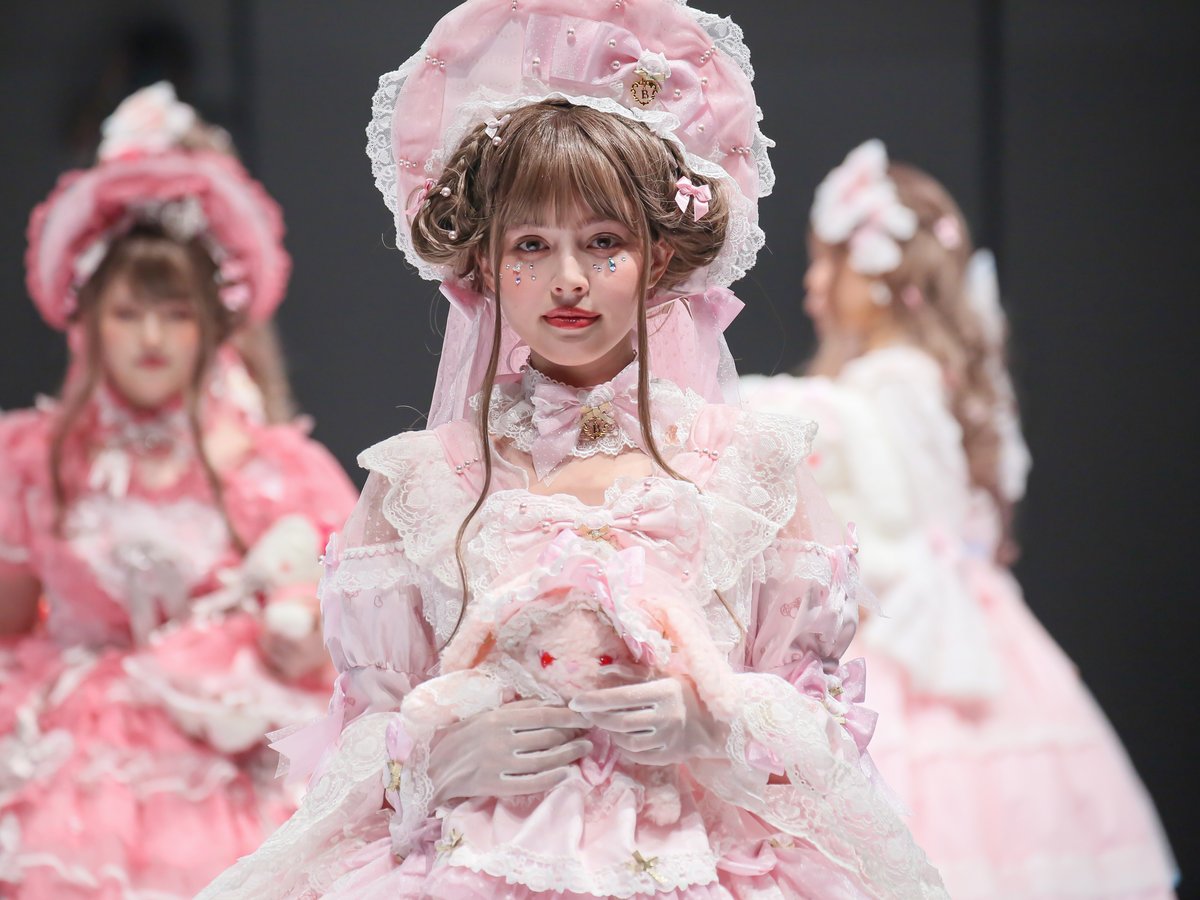 ロリータブランド「ベイビー」「アリスアンドザパイレーツ」が渋谷で