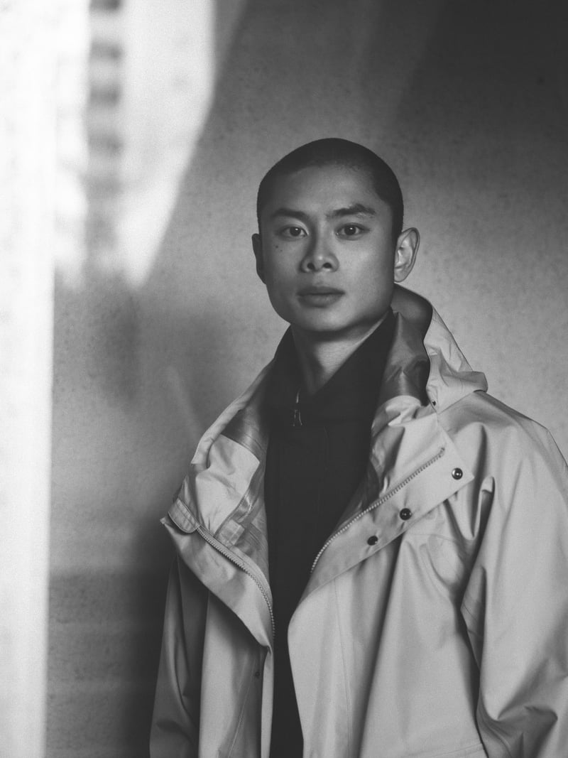 マーガレット・ハウエルとミズノのコラボ新作が登場、ゴアテックス素材