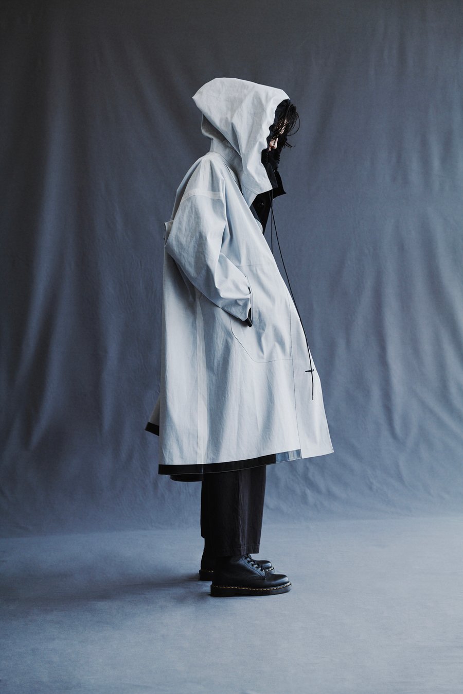 マッキントッシュがバトナーとコラボ、カシミヤニットやコートを展開