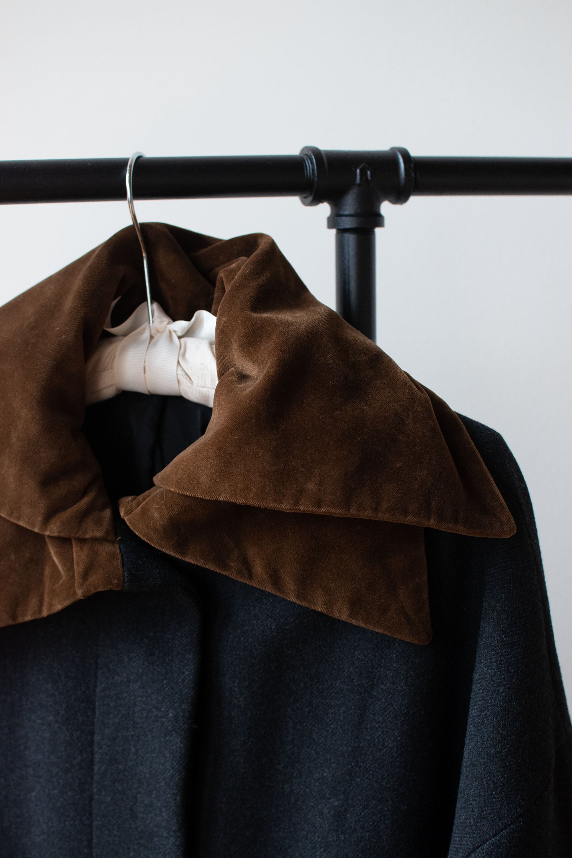 Romeo Gigli Petal Collar Coat | A Virtual Affair – Female Hysteria