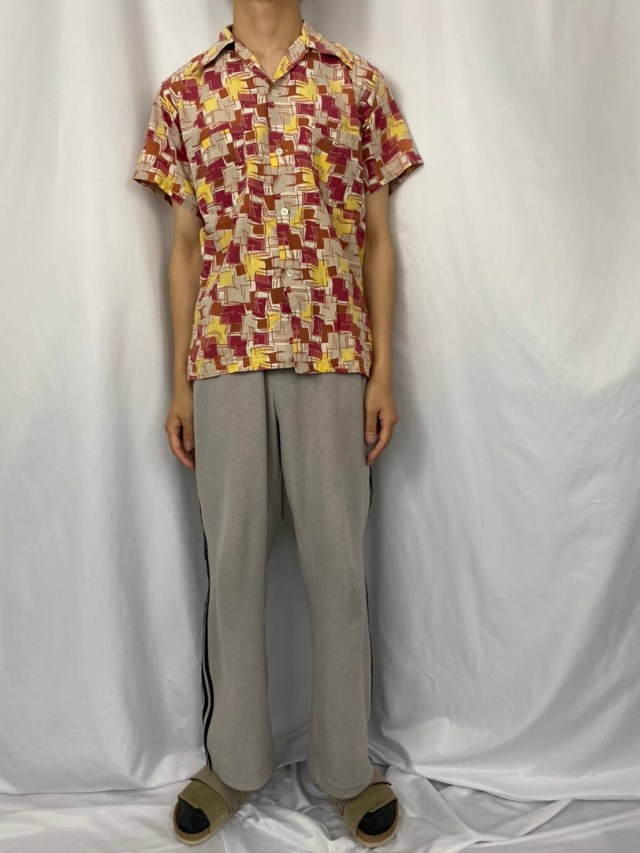 60年代 60s ヴァンヒューゼン 幾何学 開襟 オープンカラー 総柄