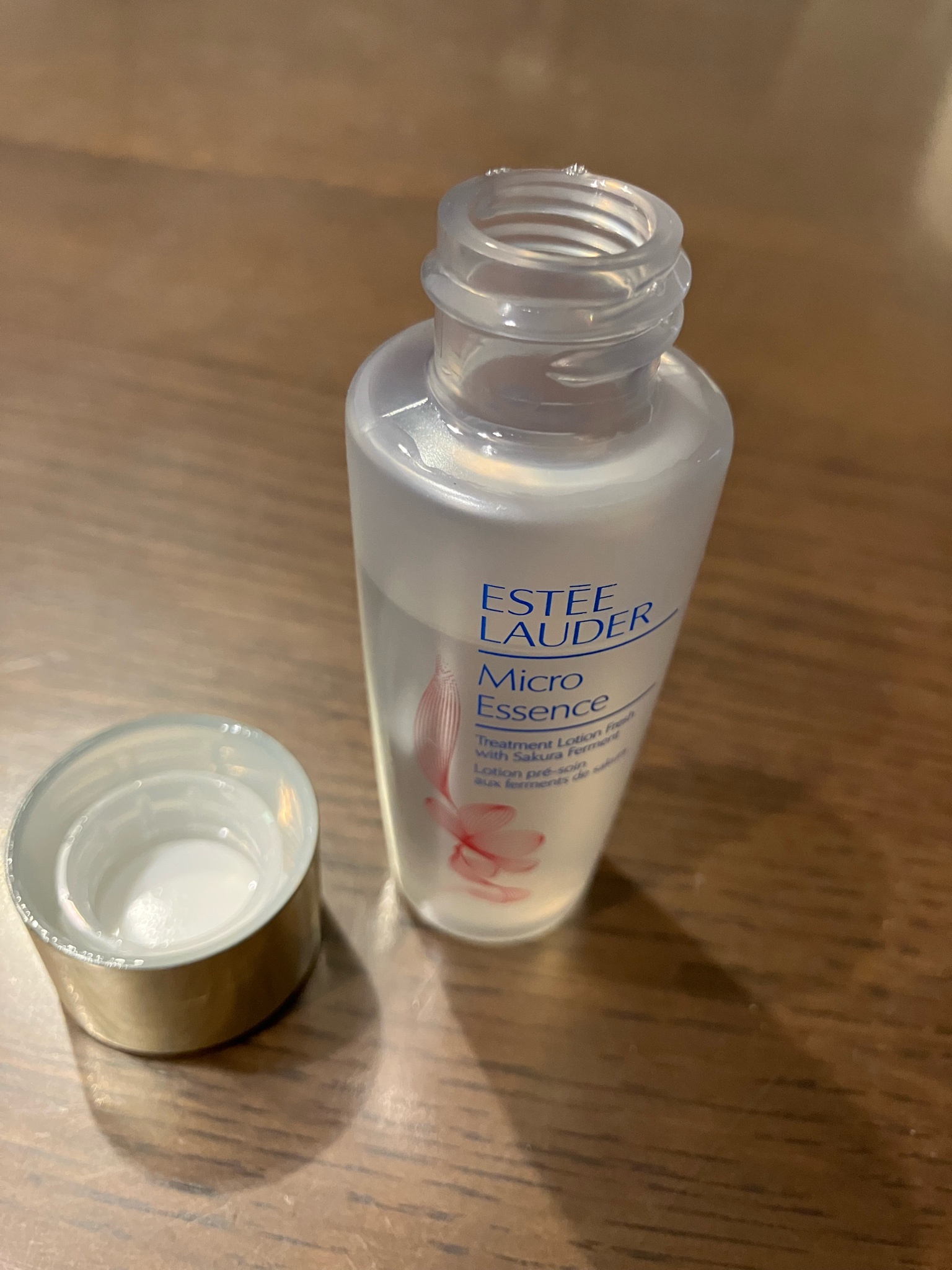 エスティ ローダー / マイクロ エッセンス ローション フレッシュ SFの