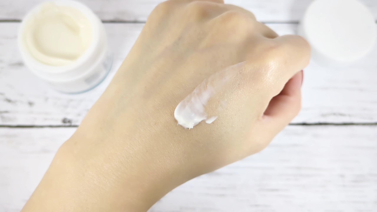 極上の塗り心地！ワイコ 濃厚保湿ナリシングクリームの使い方 | LULU