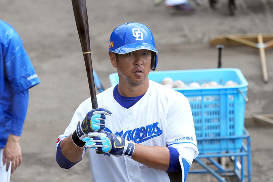 中島宏之、現役引退「バットを置きます」 開幕前日の発表…24年間の選手