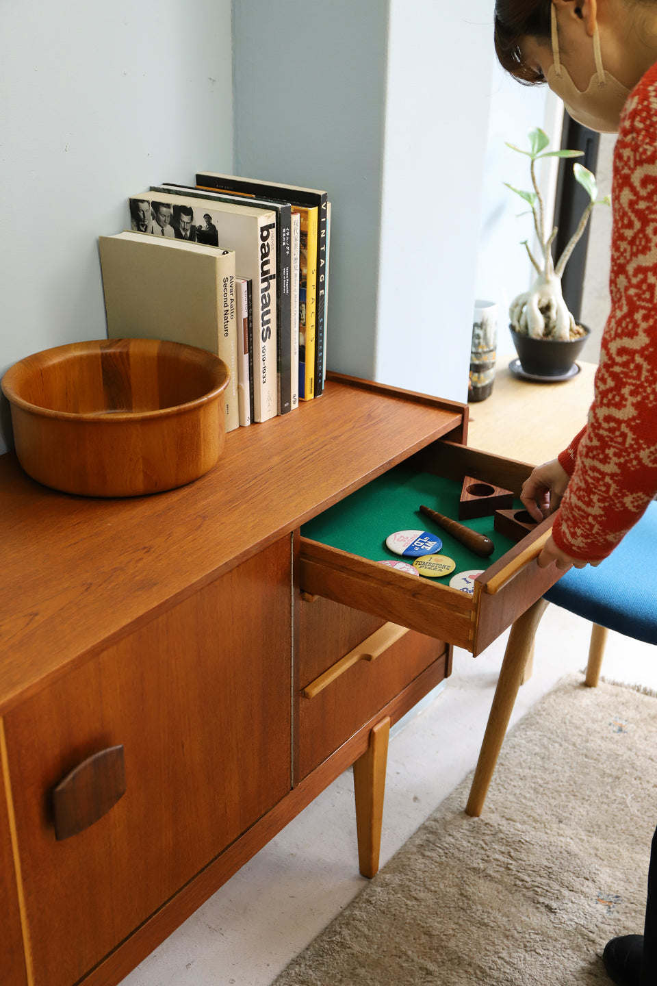 イギリスヴィンテージ ストーンヒルファニチャー サイドボード