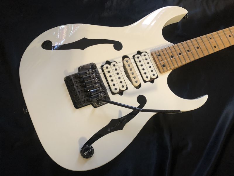 Ibanez / PGM300 / Paul Gilbert Signature Model 2003年製 Made in