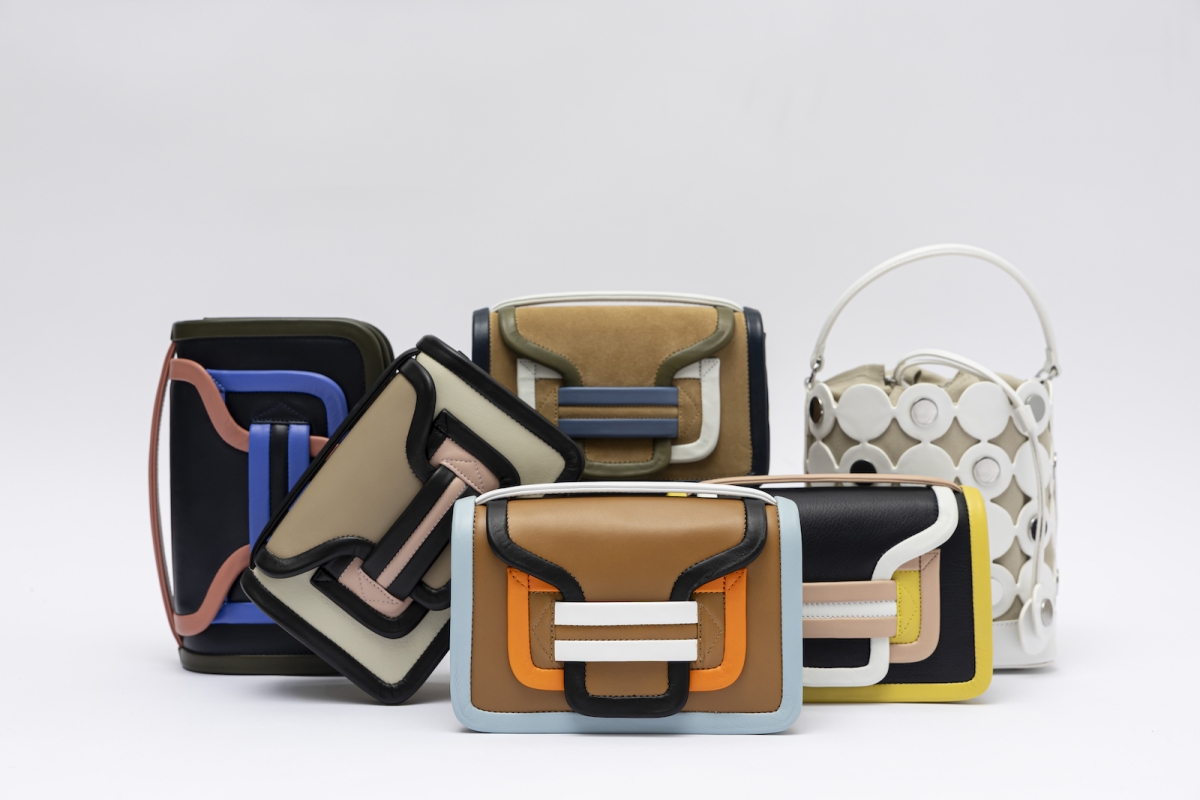 ピエール アルディのアイコンバッグ「アルファ」のGINZA SIX限定カラー