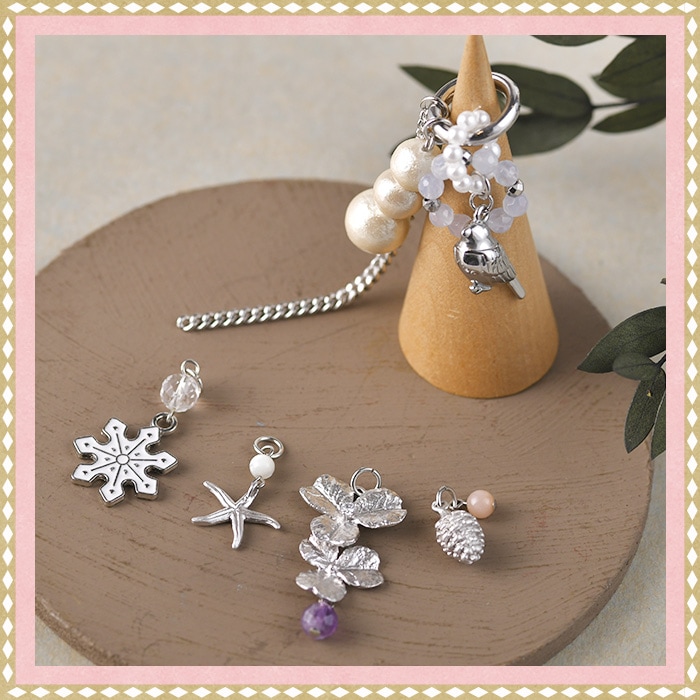 桃の花とリーフのプリンセスネックレス＆ピアス or イヤリングset