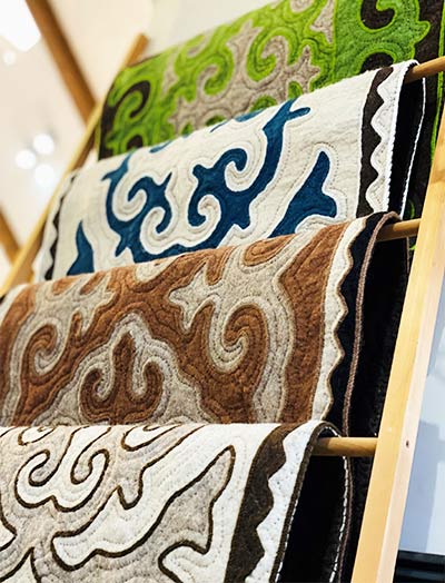 シルダック ウールラグ Peacefulness サンドxクリーム