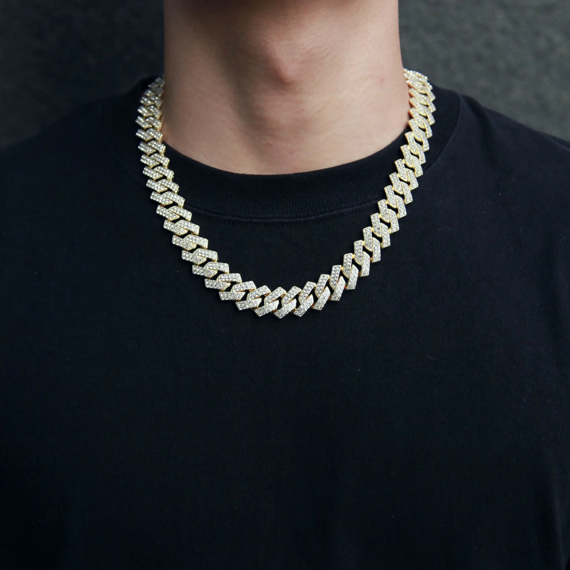 ゴールド Iced Out プロング チェーン ネックレス – GILA JEWELZ