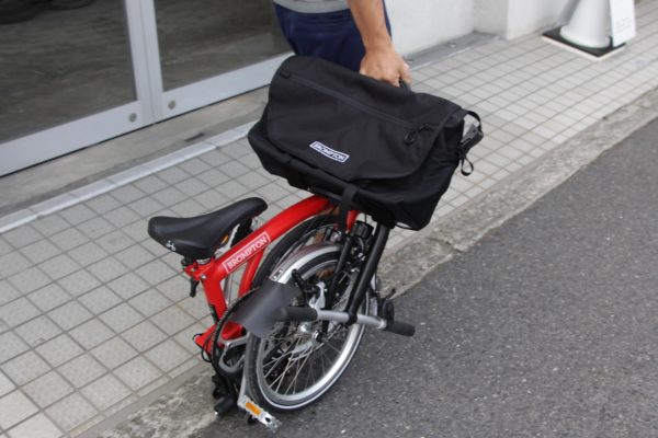 便利さを倍にするフロントバッグ、ブロンプトンのSバッグの紹介です