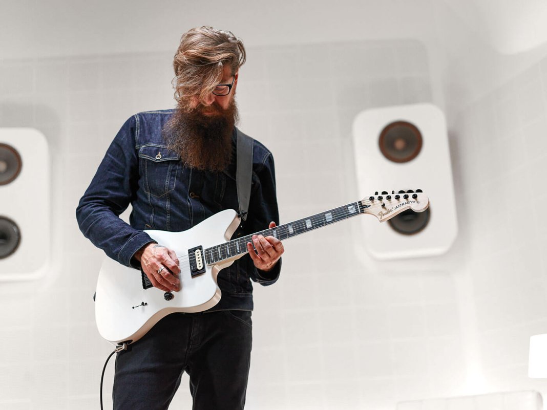 Fender launches the Jim Root Jazzmaster V4