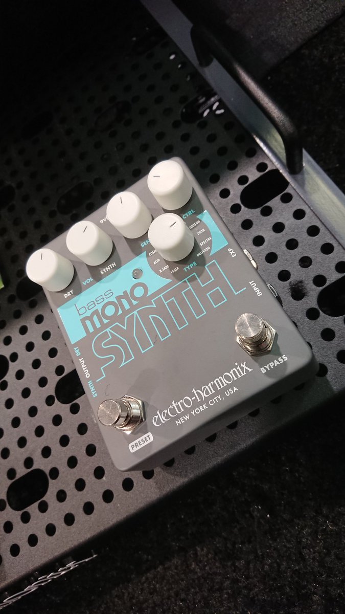 NAMM2019:ベース用シンセ】Electro Harmonixから11モード搭載の”Bass