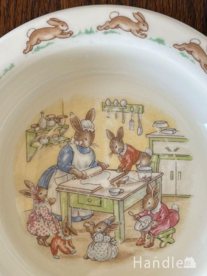 英国ロイヤルドルトンの可愛い食器、バニキンズのベビーボウル