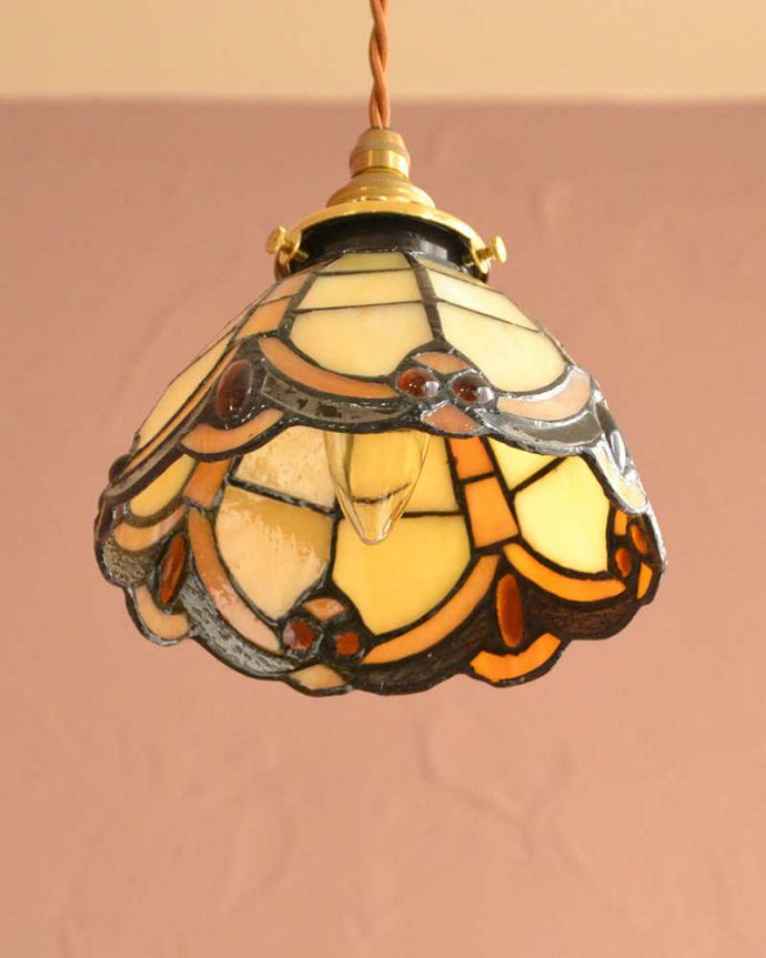 イギリスから到着したアンティークステンドグラスのランプ（コード