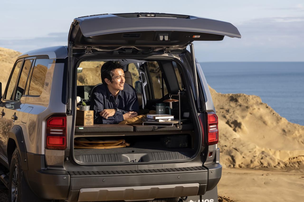 ランドクルーザー×トランクカーゴ】イケてるコラボモデル登場！ロゴ