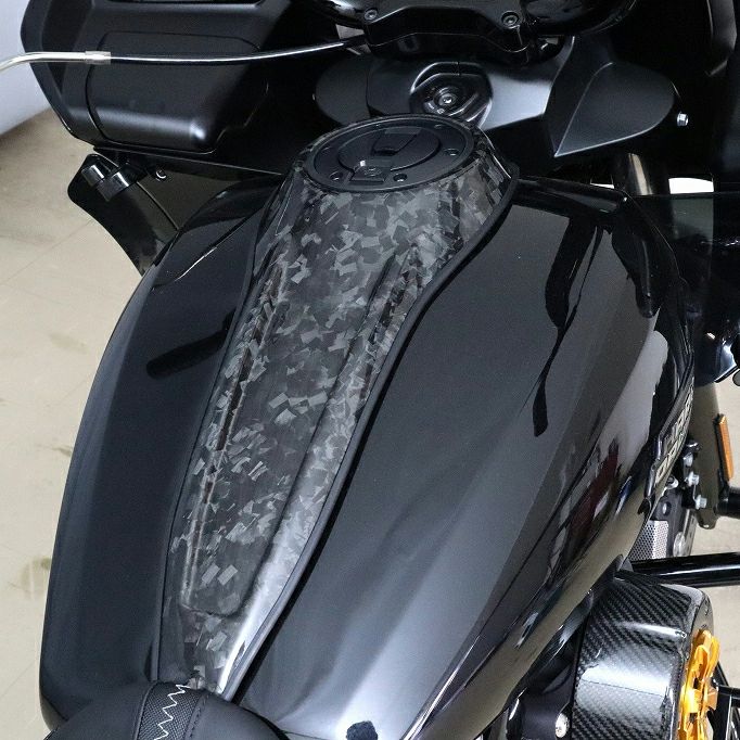 ハーレー純正 フォージドカーボンファイバー タンクコンソール