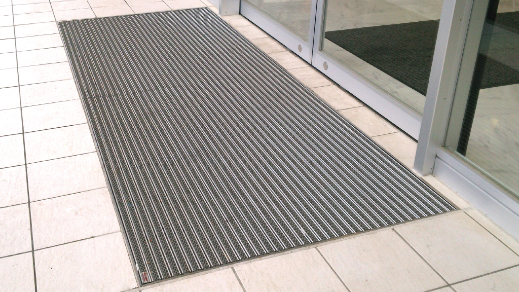 エントランスマット PEM-40（ブラシ） ｜ ヒガノ株式会社