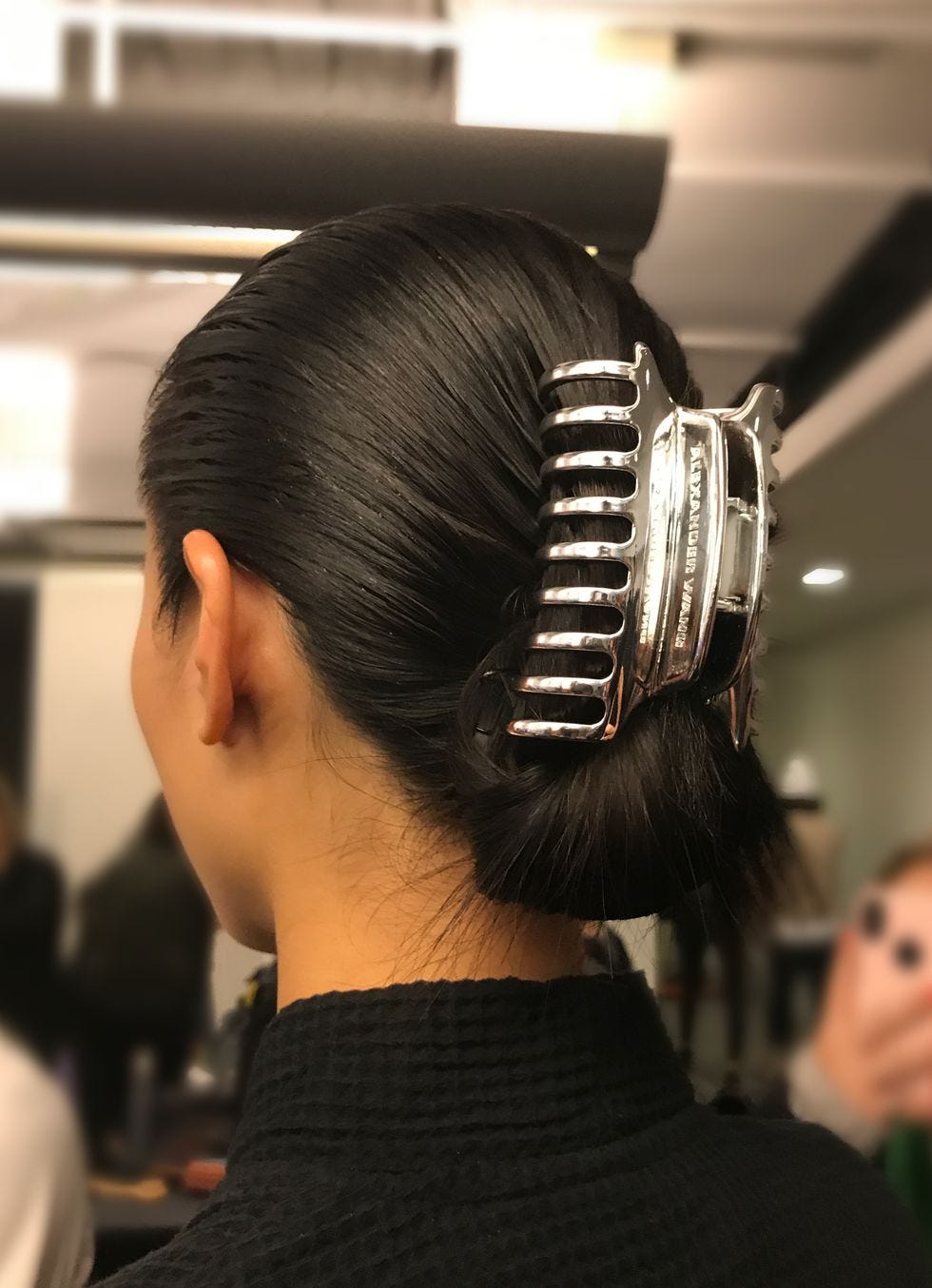 アレキサンダー・ワンにより、あの懐かしいヘアクリップが復活