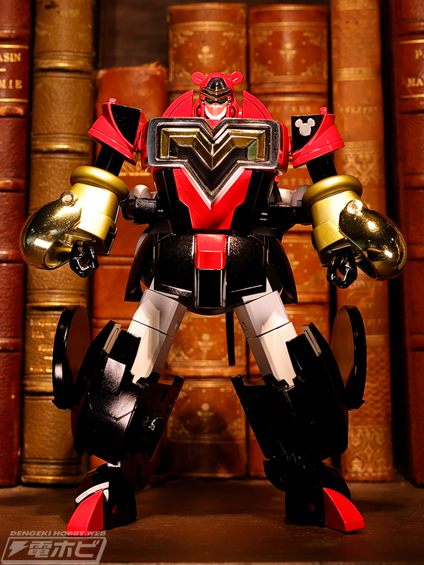 ディズニー」ミッキーマウスが超変形してリアルロボットに！大河原邦男