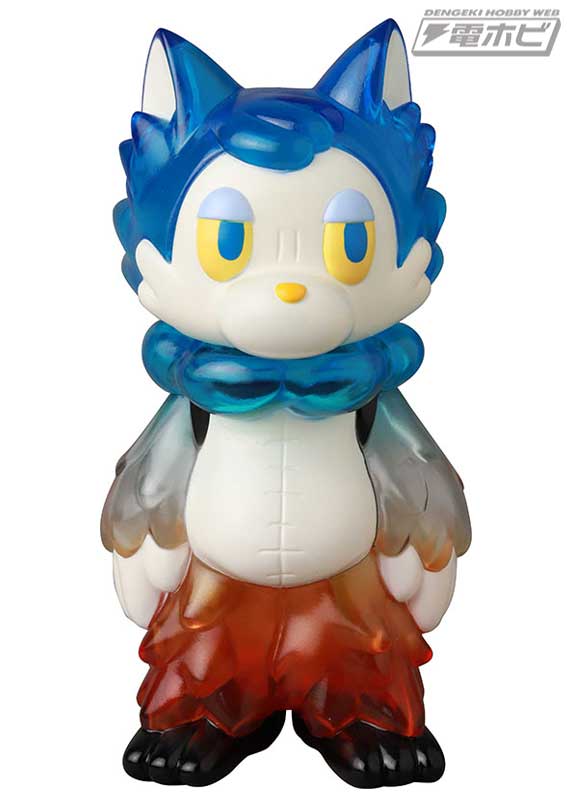 おおかみくん」のソフビモデルがクリア素材を用いた「夜あけ」Ver.で