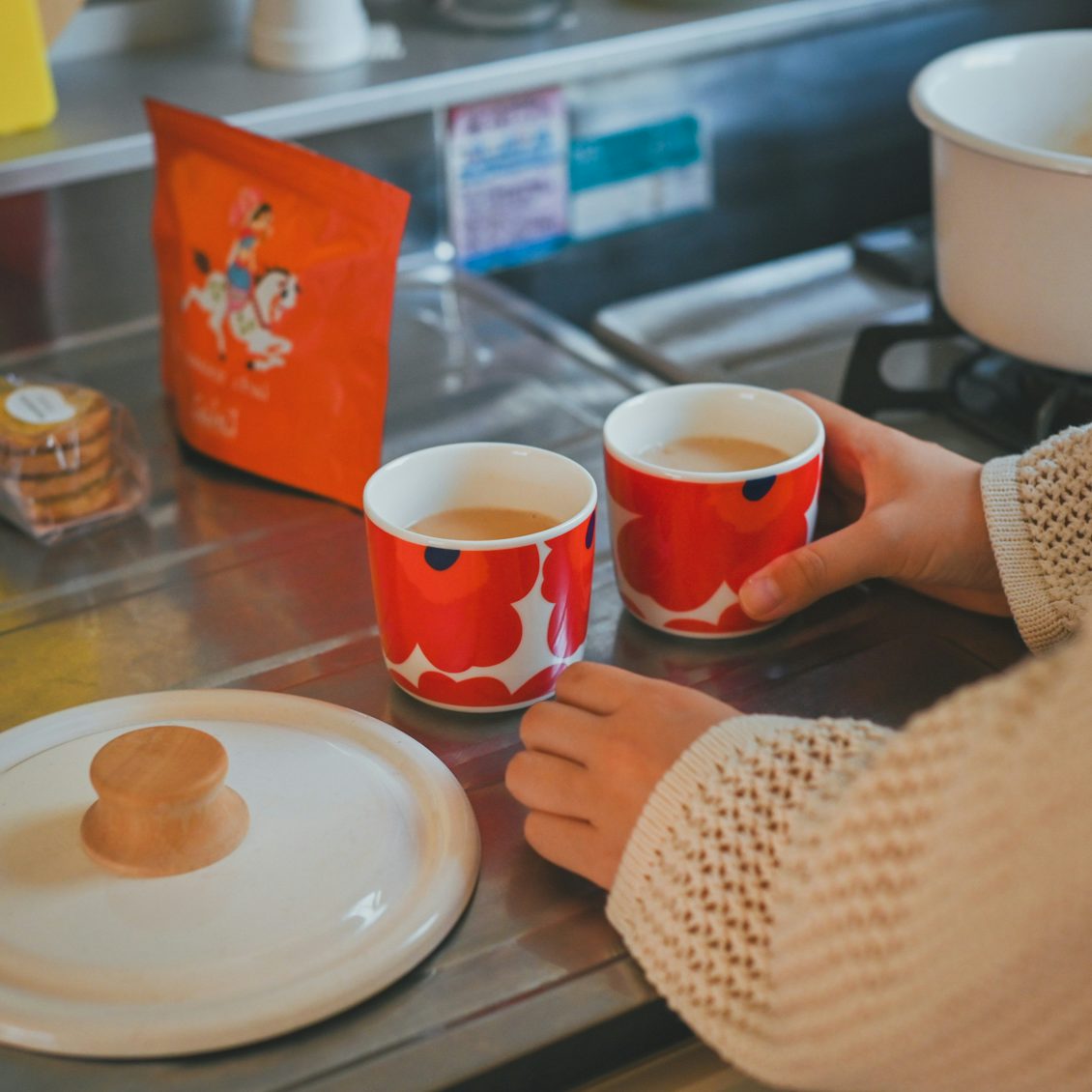 marimekko / マリメッコ / ラテマグ2個セット（レッド、ブラック