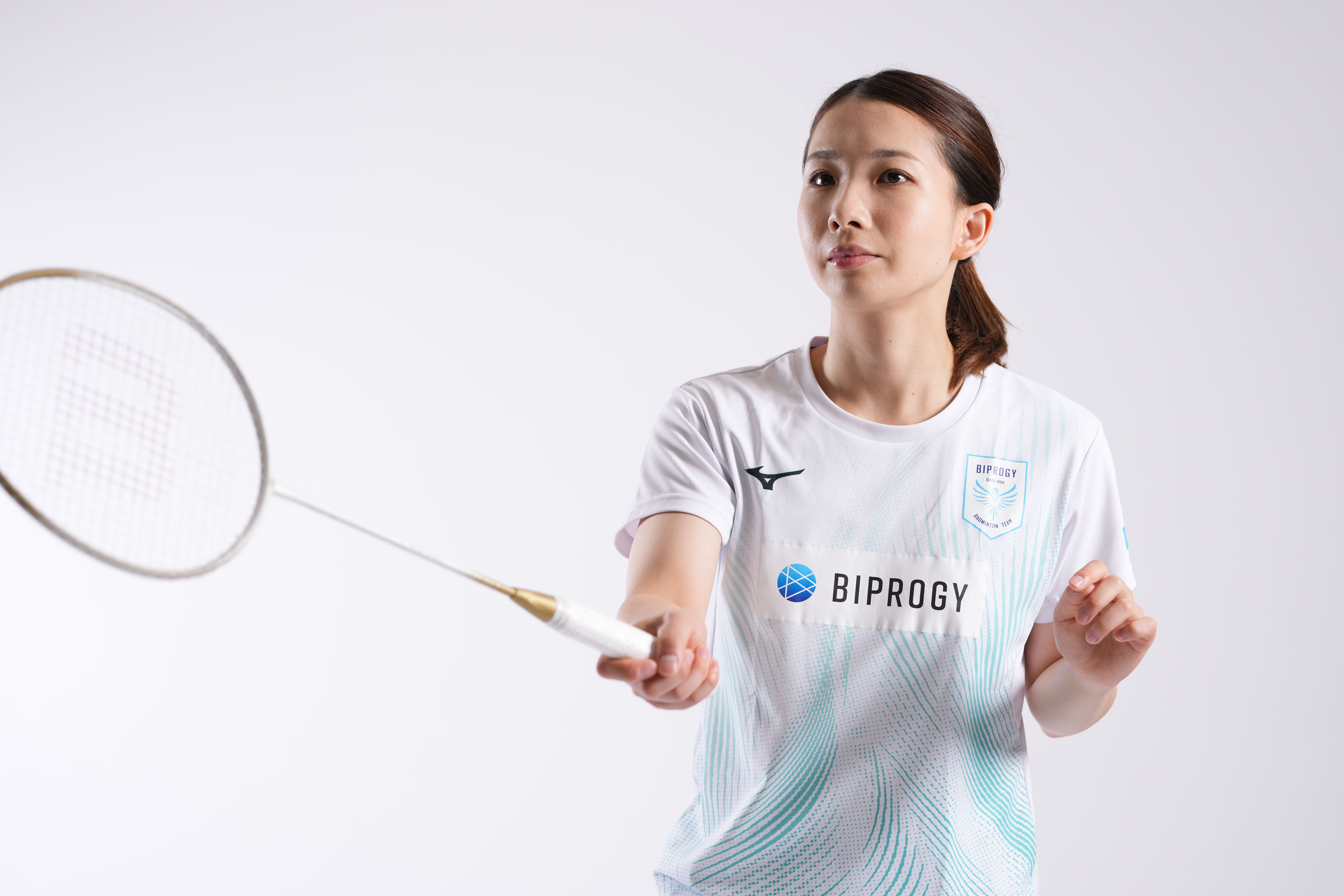 バドミントンラケット | FIERCE シリーズ | – ウイルソン公式