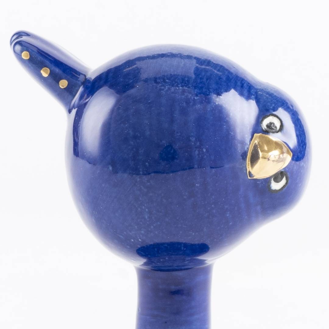 リサ・ラーソンの、 自由の鳥。