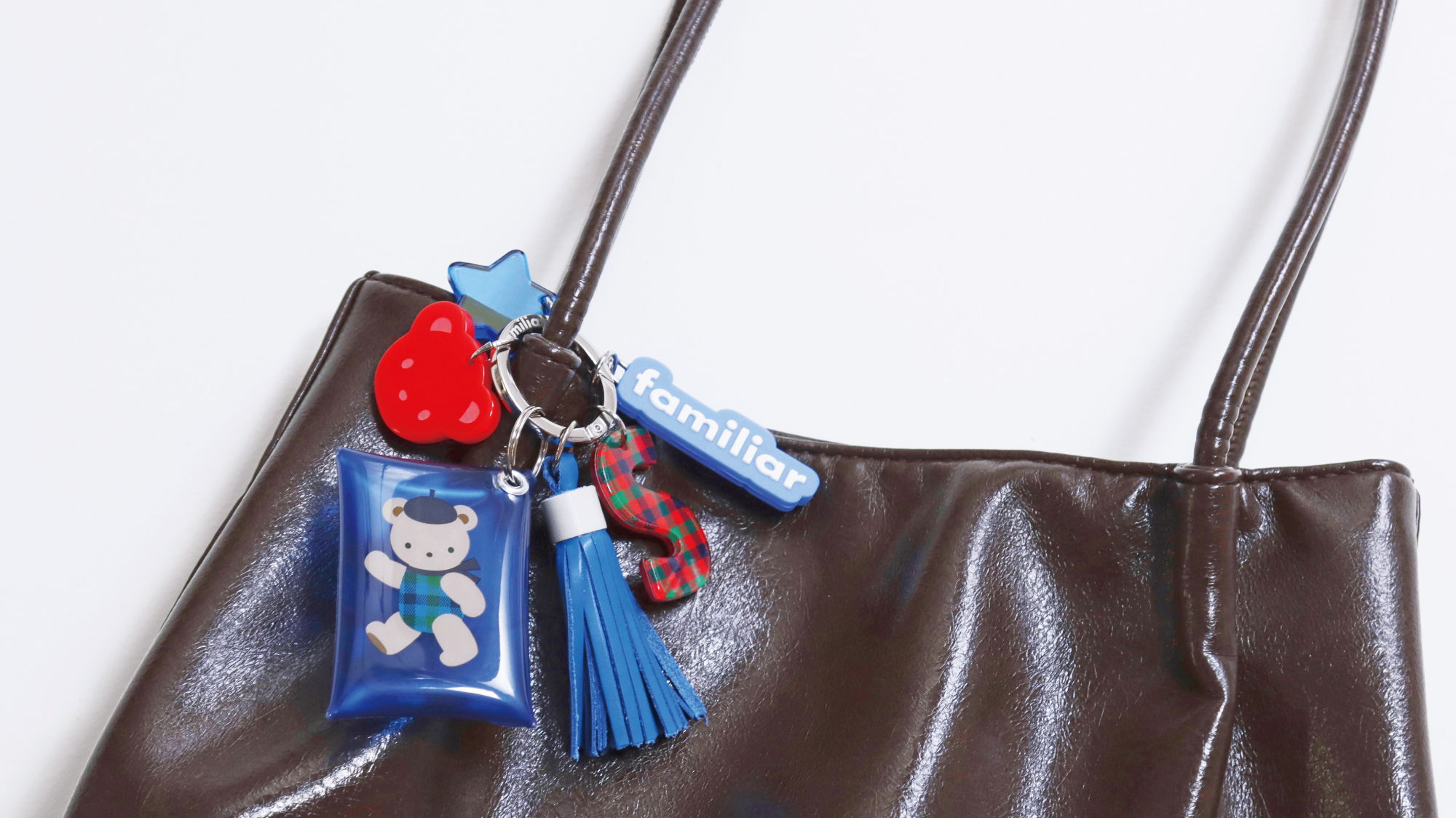 自分好みの組み合わせを楽しめるカスタマイズチャームに新たなパーツが