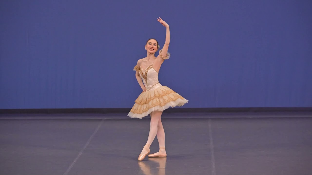 第5回 大人バレエ部門C 2位 水木 奈浦子（青森県）（50歳以上）AC-04