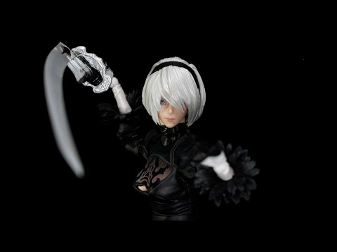 PLAY ARTS改 ヨルハ 二号 B型 DX版紹介！ - YouTube