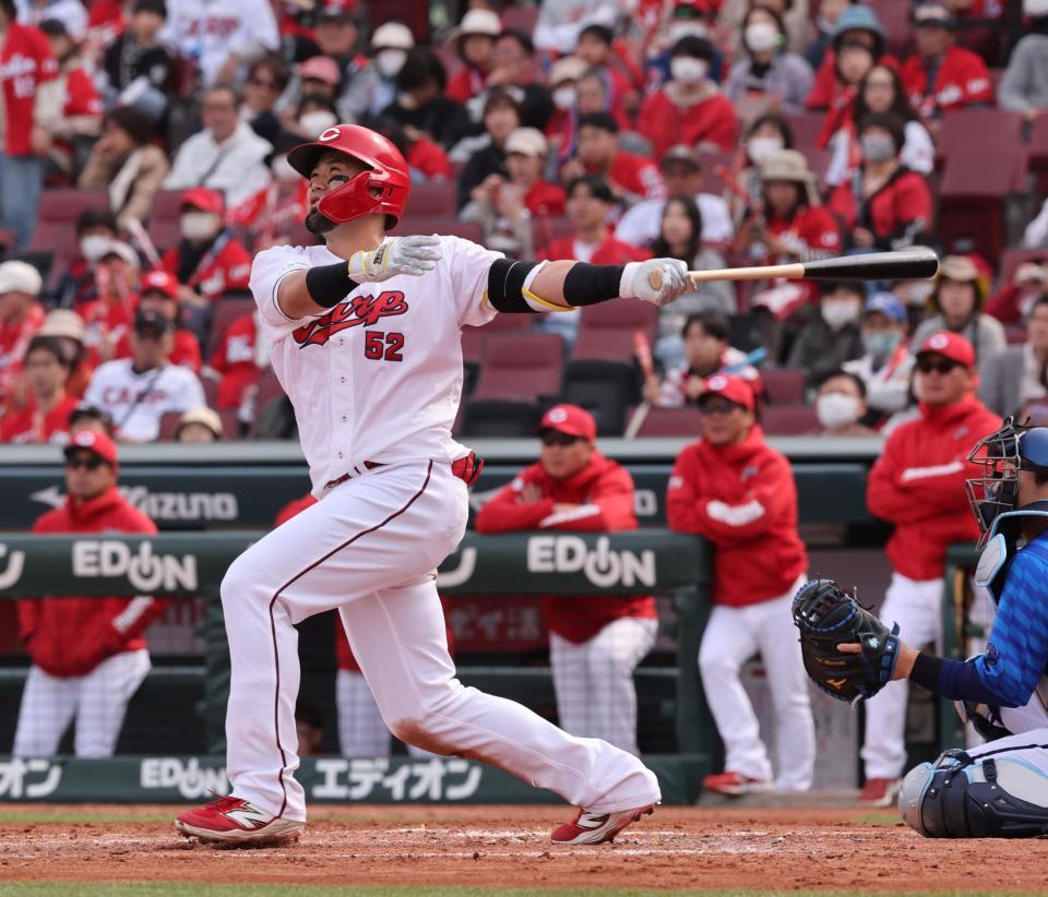 広島 末包昇大が勝ち越しの特大2ラン DeNA東から3打点の大暴れ