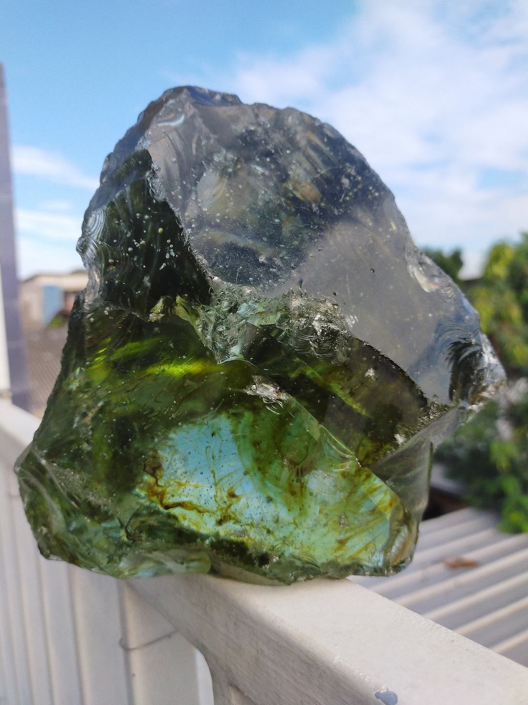 黄緑色のアンダラ火山クリスタルガラス原石 2.5kg - Etsy 日本