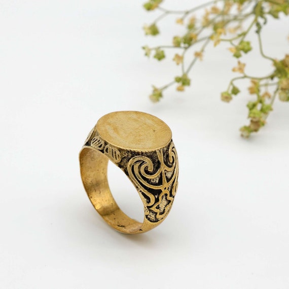 Engraved Oval Brass Signet Ring: Custom Personalized Ring - Etsy
