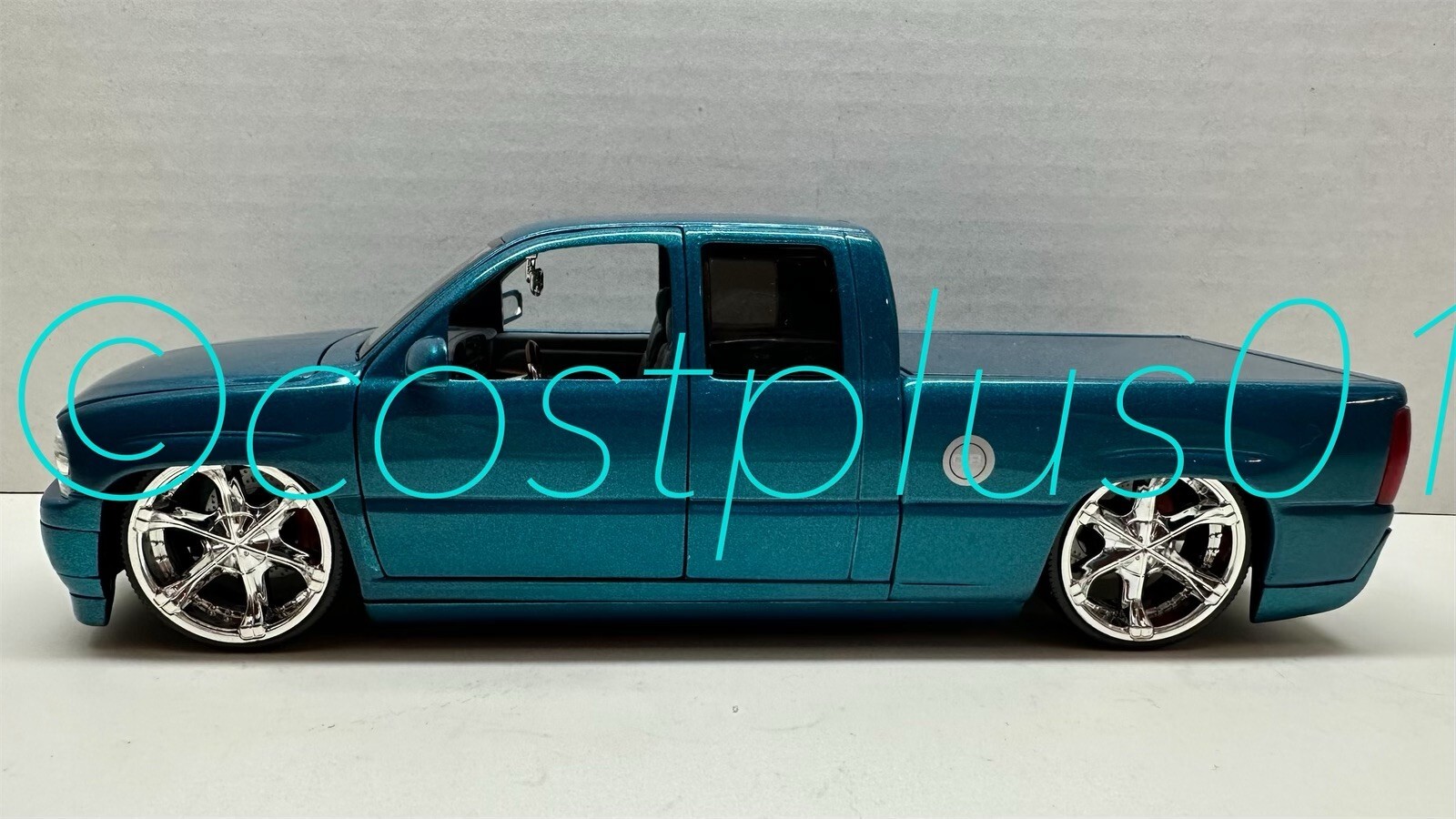 JADA DUB CITY 2002 CHEVY SILVERADO 1:24 GREEN BLUE | eBay