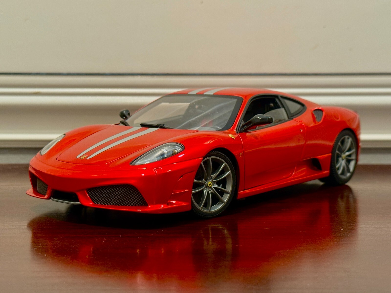Hot Wheels Elite Ferrari F430 Scuderia Metallic Red 1/18 Scale