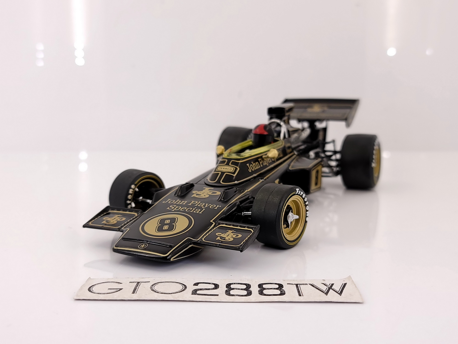 1/18 JPS Lotus 72D F1 1972 GB Winner #8 E.Fittipaldi 