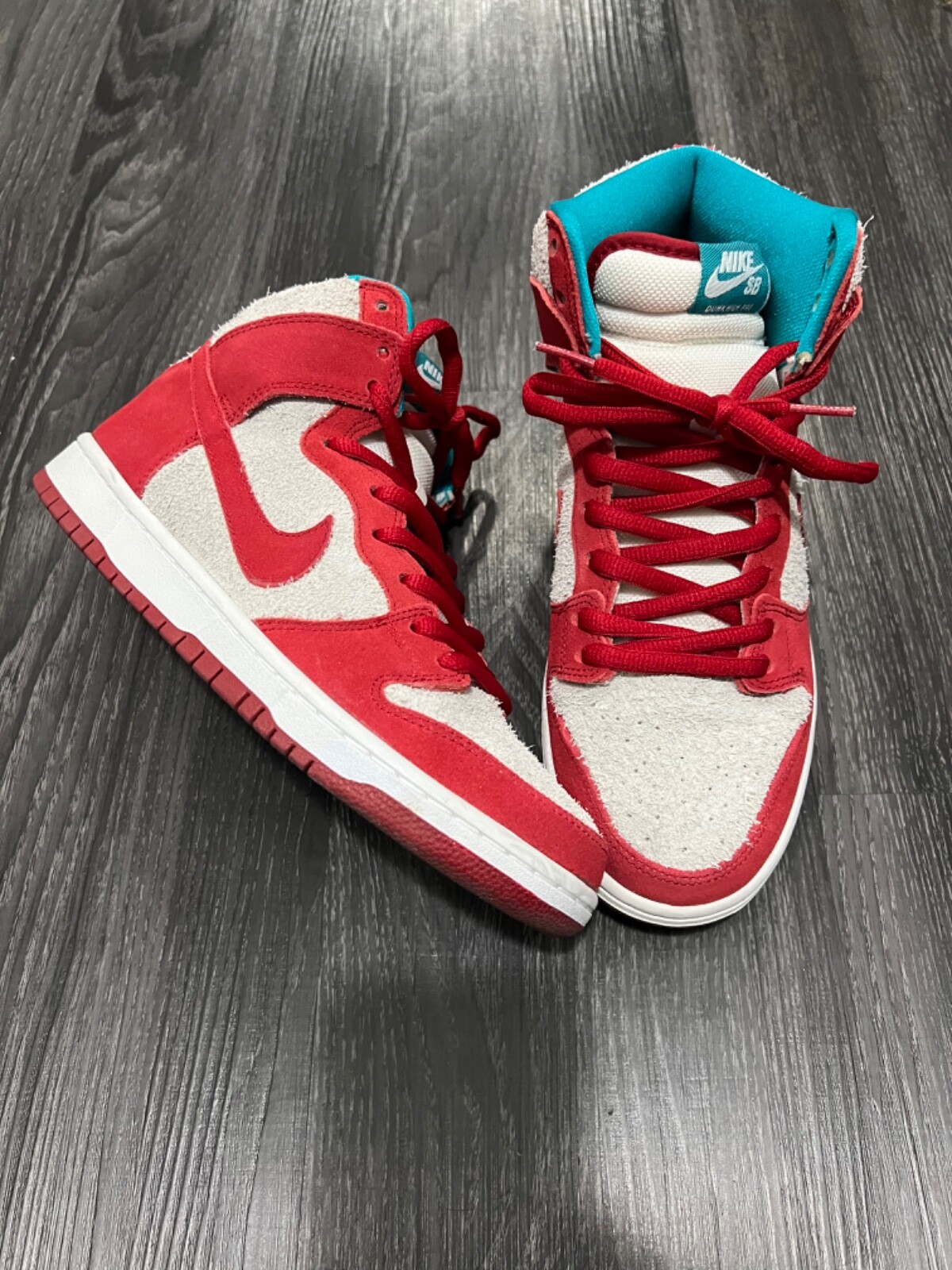 Nike SB Dunk High Pro Dr. Seuss size 9 | eBay