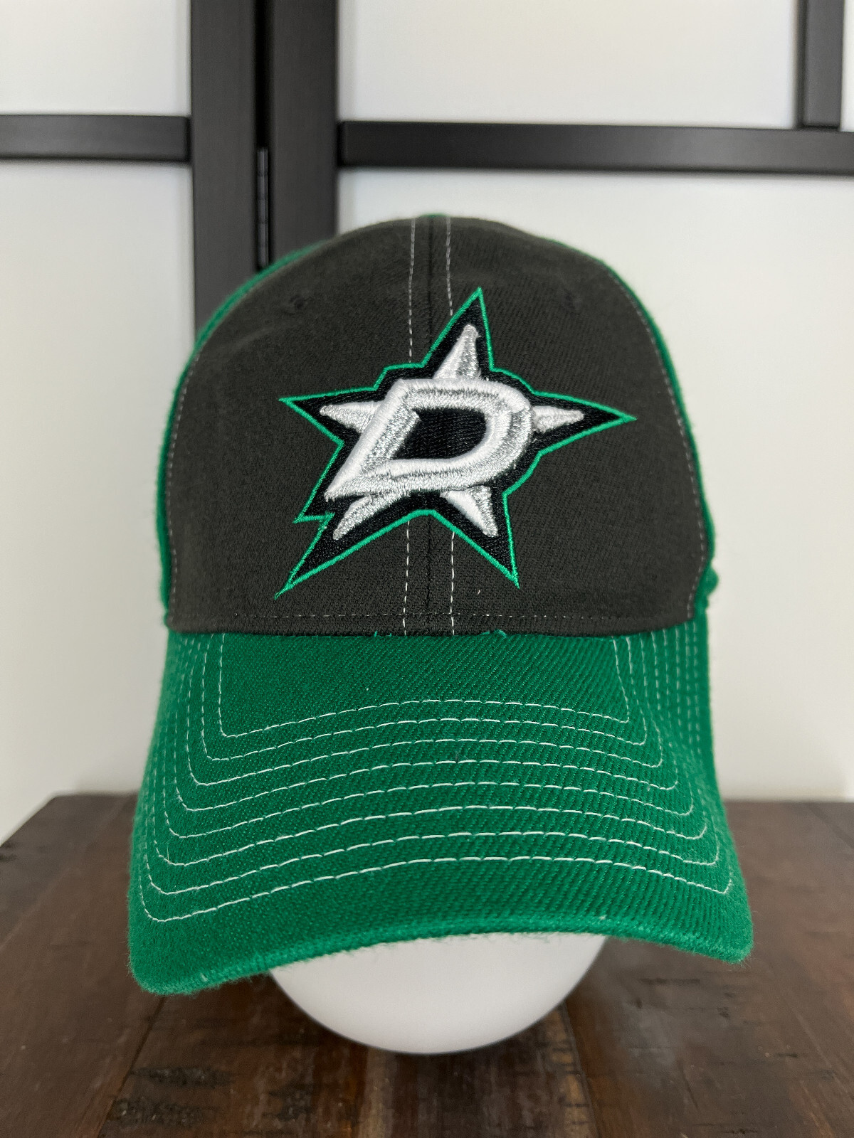 Dallas Stars Hat Cap Fitted Adult One Size Green NHL Stretch