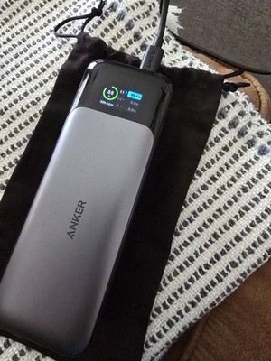 Anker 737 Power Bank (PowerCore 24K) A1289 (Black) Excellent