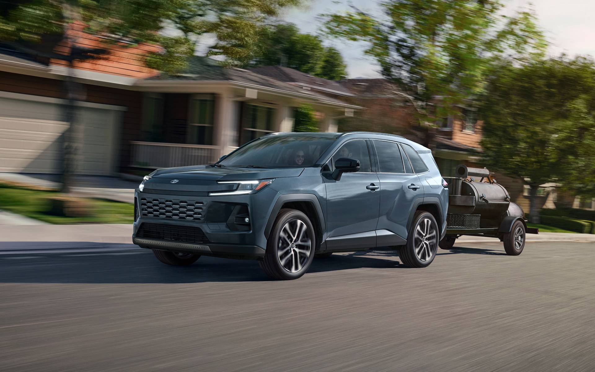 2026 Toyota RAV4 vs. 2026 Honda CR-V: The Numbers - 1/13