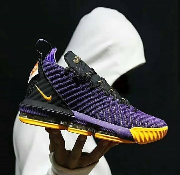 ナイキ レブロン16 レイカーズカラー 登場！ | 8469スニーカーズ8469