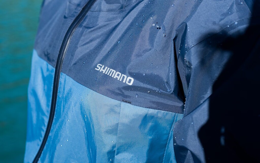 ドライシールド3層を採用】シマノのNEWスタンダード・レイヤースーツ