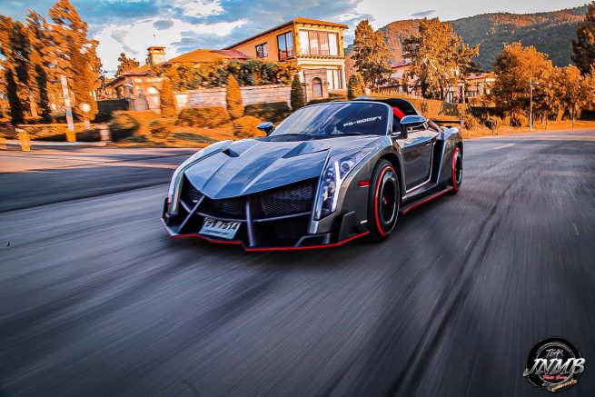 A Thai workshop that makes a TOYOTA FERRARI for 25 thousand euros