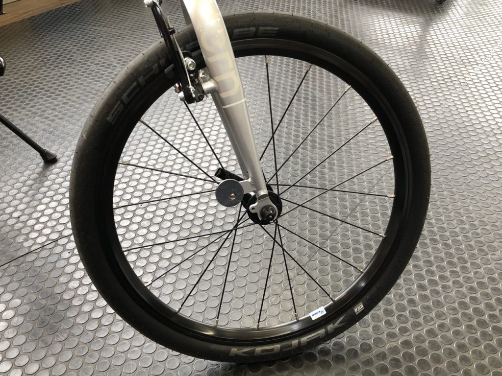 Tern VergeN8用 20インチ406 ホイール ビリーボンカーズタイヤ Tern