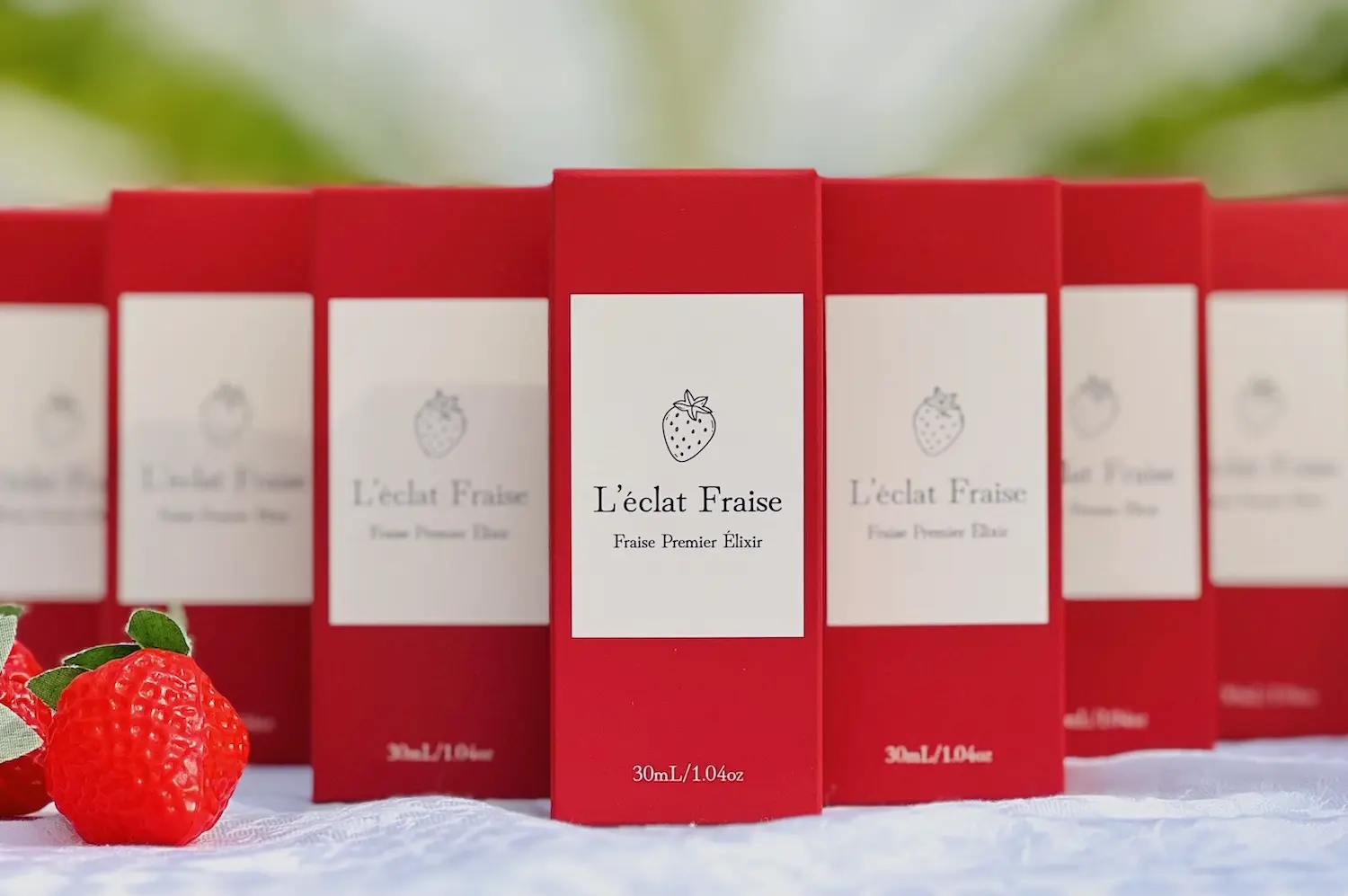 いちご美容液 L'éclat Fraise（レクラフレーズ）｜イチゴス横浜公式通販