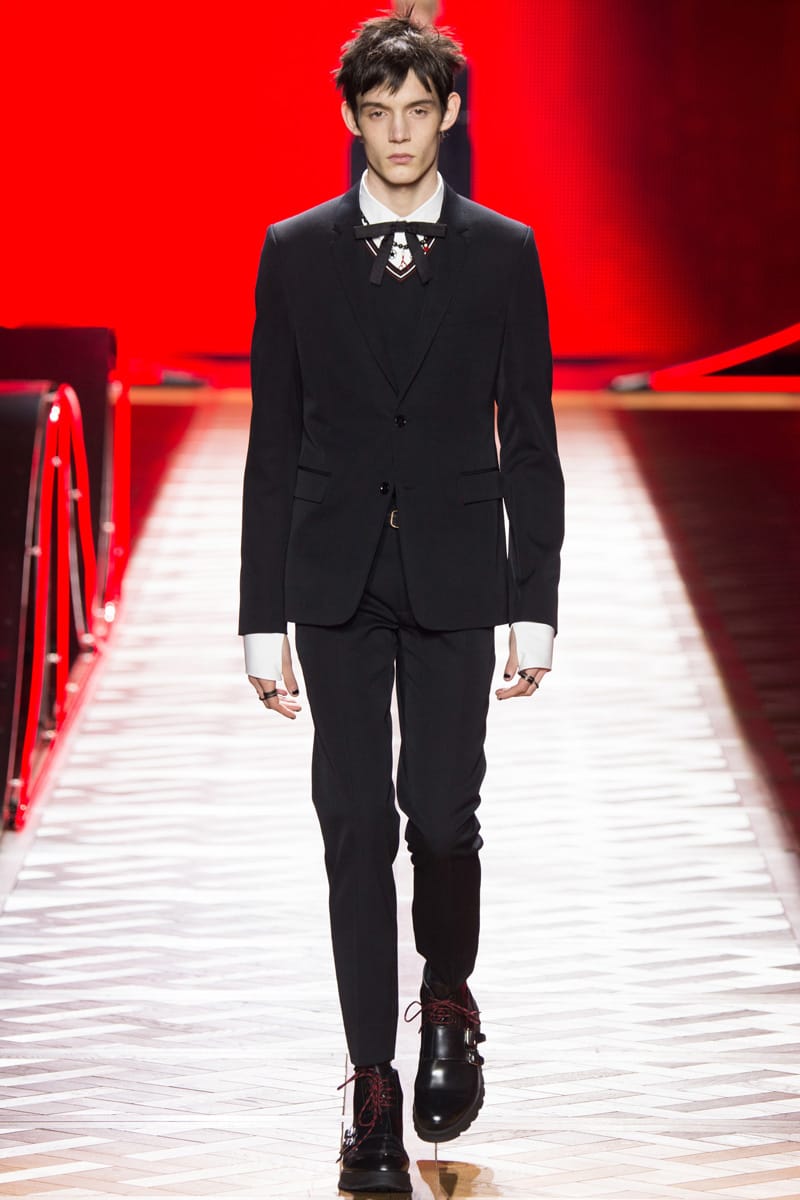 Kris Van Assche Knows How to Be Dapper and Warm in Dior Homme's