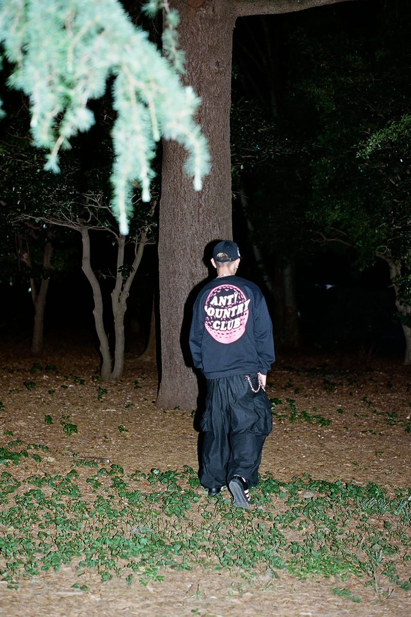 アンタイ カントリークラブがUAサンズとのコラボを発表 | Hypebeast.JP